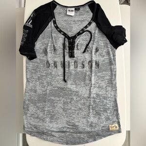 Harley-Davidson Gray & Black Lace-Up Tee